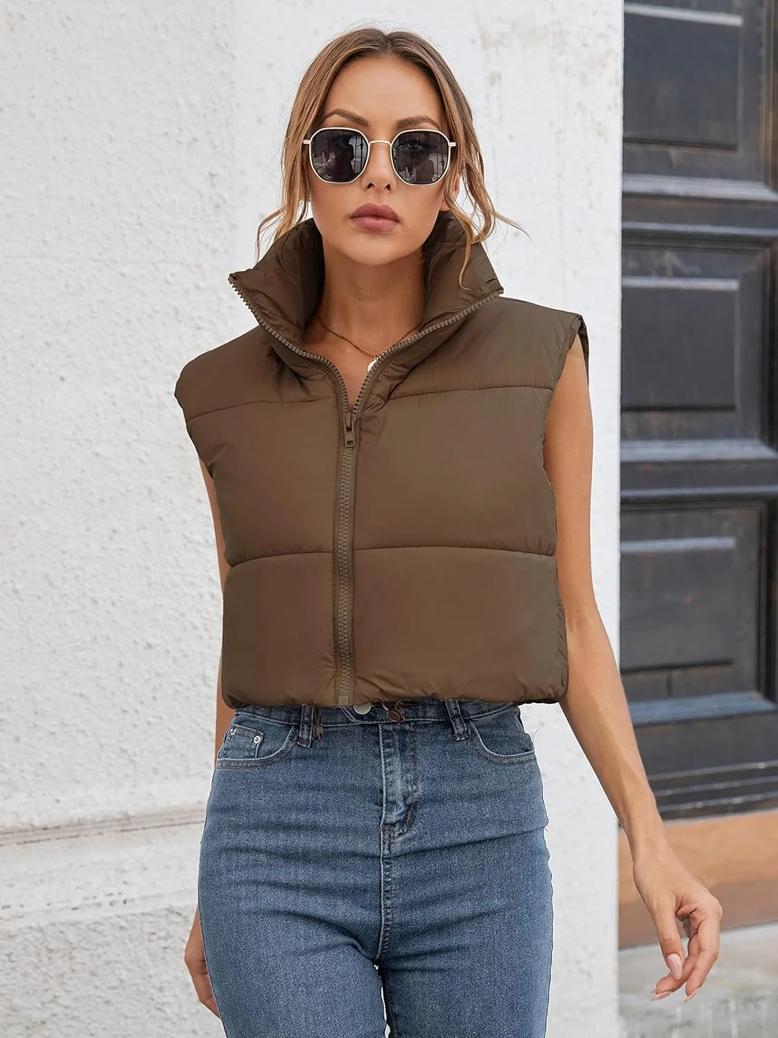Gihuo Womens Cropped Puffer Vest Winter Crop Vest Lightweight Sleeveless Warm Outerwear Puffer Jacket Padded Gilet