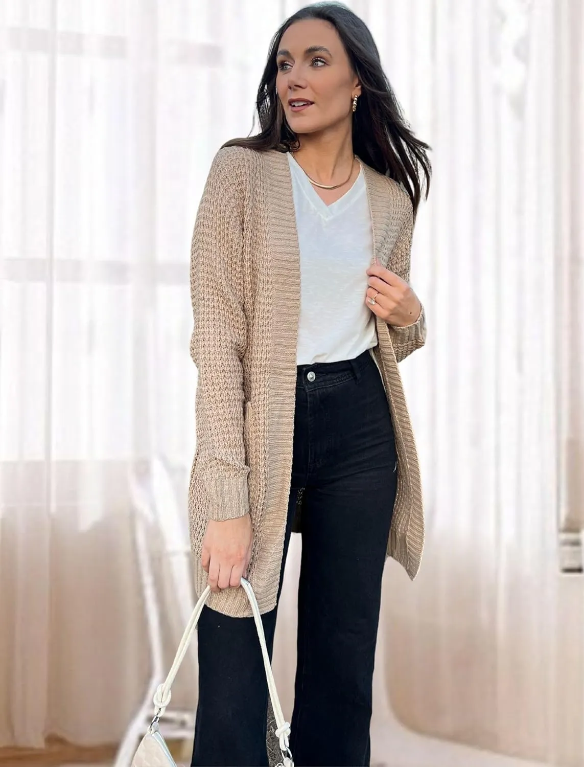 Zeagoo Women's 2025 Fall Open Front Cardigan Long Batwing Sleeve Chunky Knit Sweater Loose Outerwear Coats with Pockets